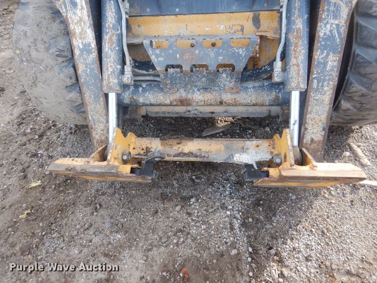 image for item HU9856 2012 John Deere 326D  skid steer loader