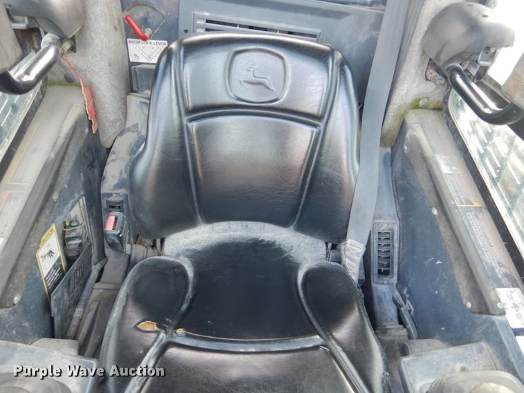 image for item HU9856 2012 John Deere 326D  skid steer loader