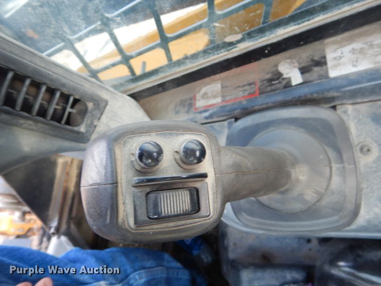 image for item HU9856 2012 John Deere 326D  skid steer loader