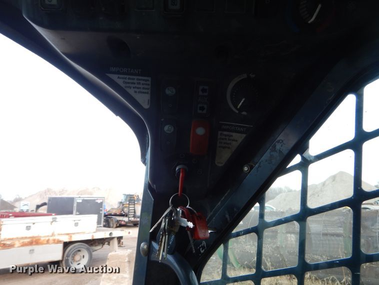 image for item HU9856 2012 John Deere 326D  skid steer loader