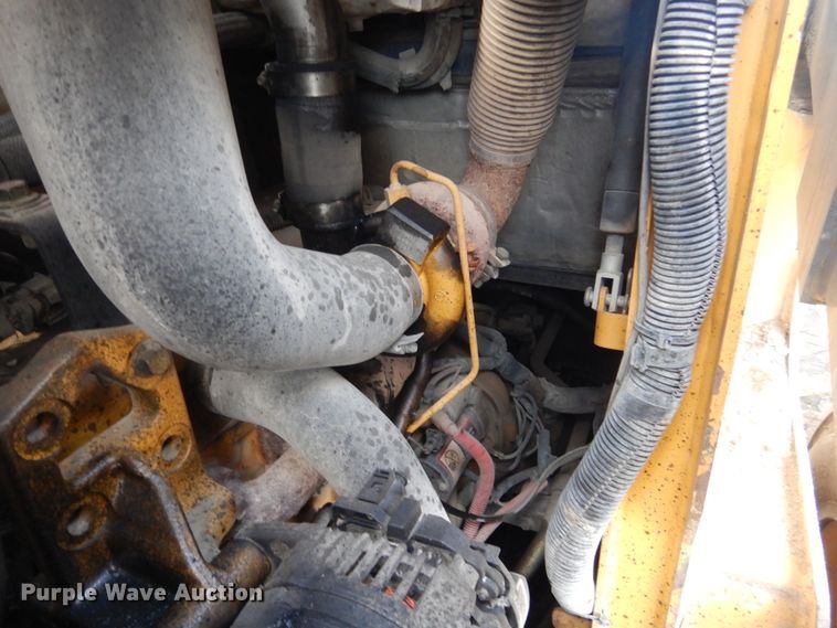 image for item HU9856 2012 John Deere 326D  skid steer loader