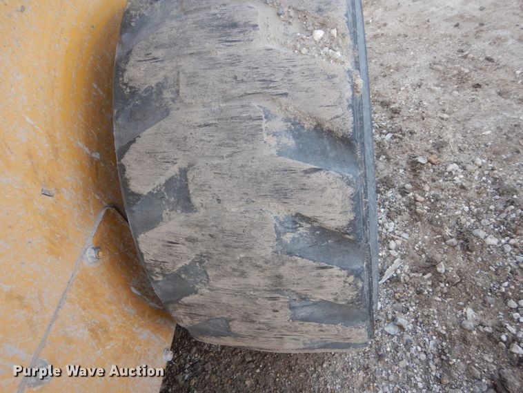 image for item HU9856 2012 John Deere 326D  skid steer loader