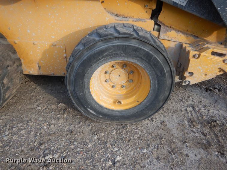 image for item HU9856 2012 John Deere 326D  skid steer loader