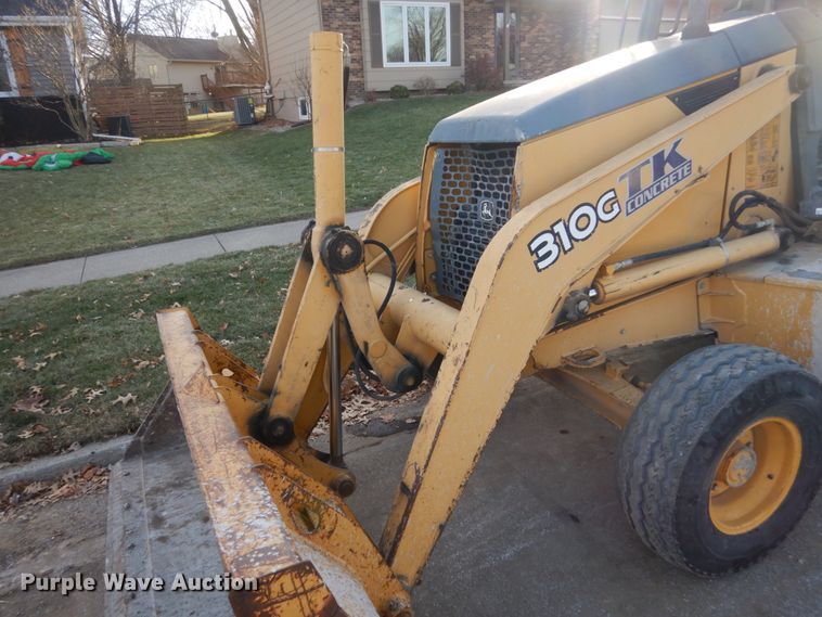 image for item HU9857 2006 John Deere 310G  backhoe