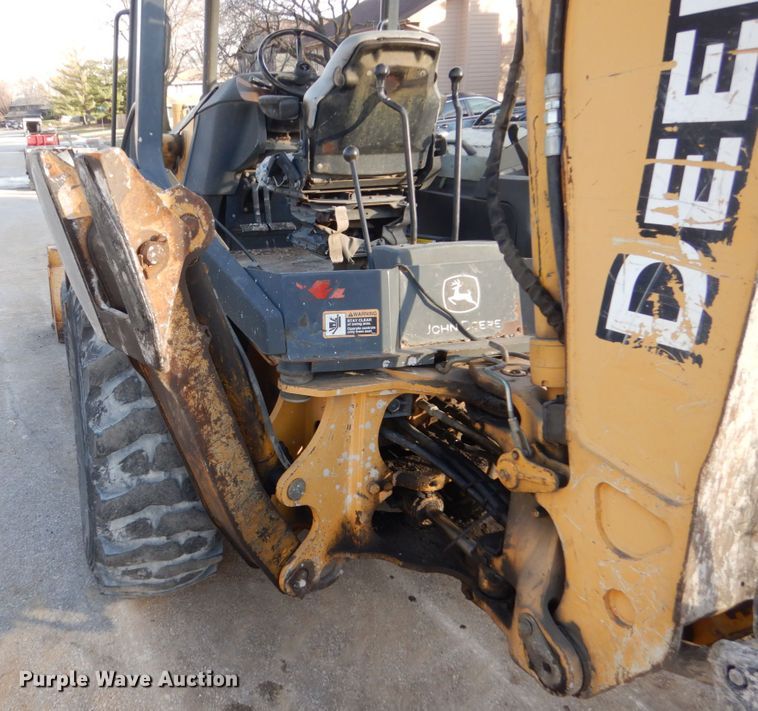 image for item HU9857 2006 John Deere 310G  backhoe