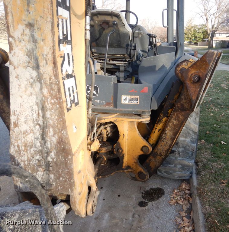 image for item HU9857 2006 John Deere 310G  backhoe
