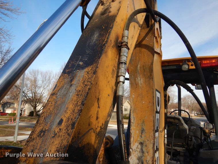 image for item HU9857 2006 John Deere 310G  backhoe