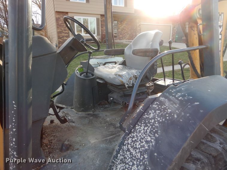 image for item HU9857 2006 John Deere 310G  backhoe