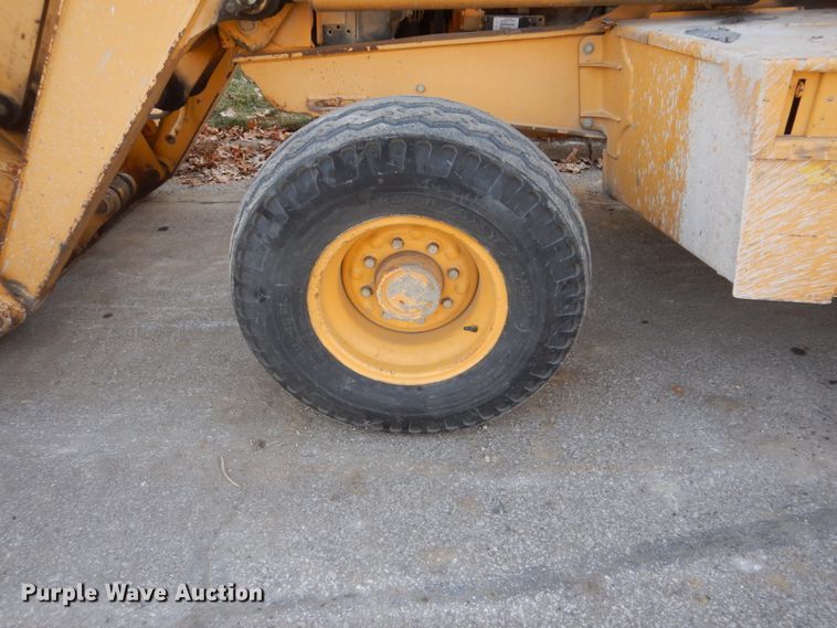 image for item HU9857 2006 John Deere 310G  backhoe