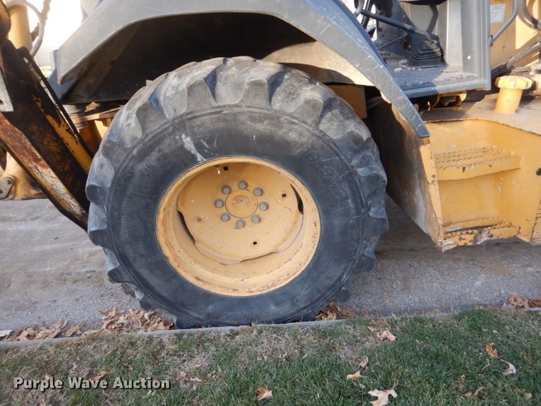 image for item HU9857 2006 John Deere 310G  backhoe