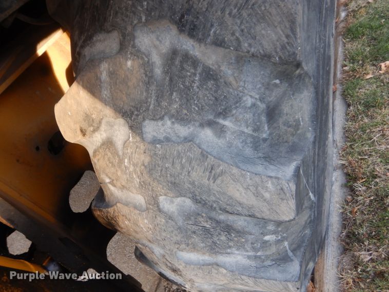 image for item HU9857 2006 John Deere 310G  backhoe