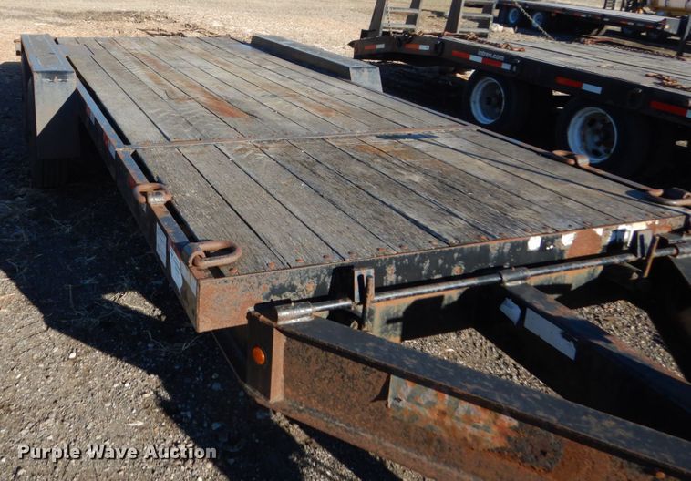 image for item HU9863 2006 Lane LT2020 tilt equipment trailer