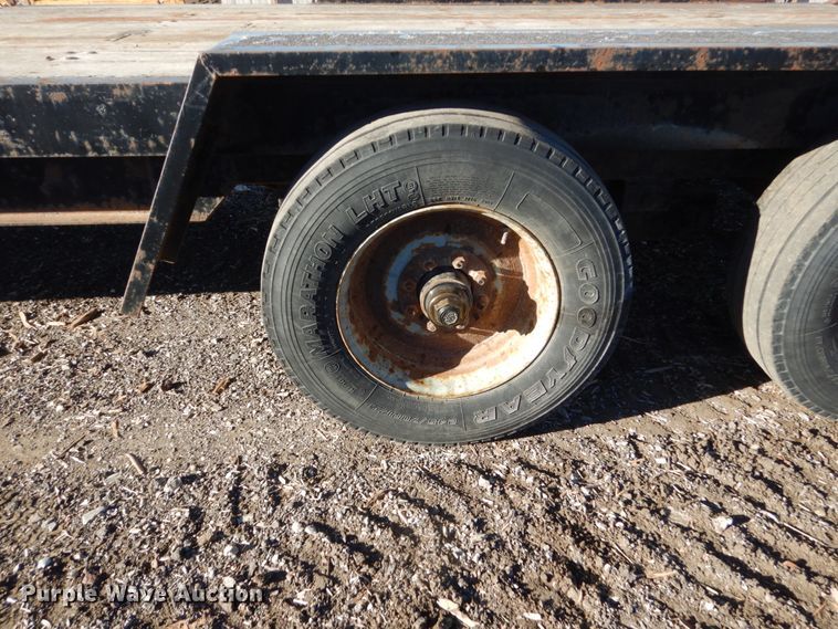 image for item HU9863 2006 Lane LT2020 tilt equipment trailer