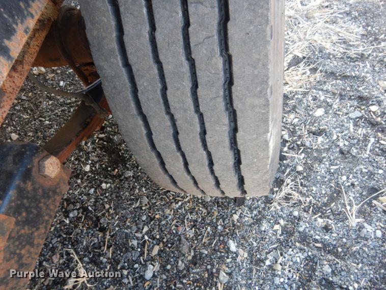 image for item HU9863 2006 Lane LT2020 tilt equipment trailer