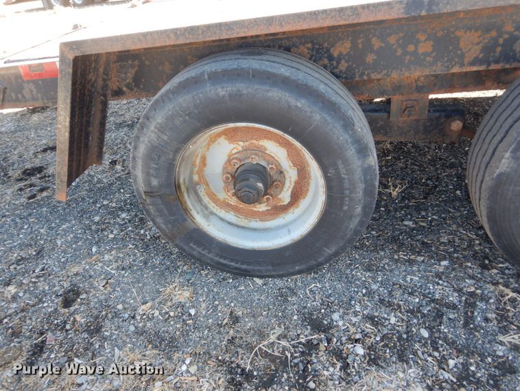 image for item HU9863 2006 Lane LT2020 tilt equipment trailer