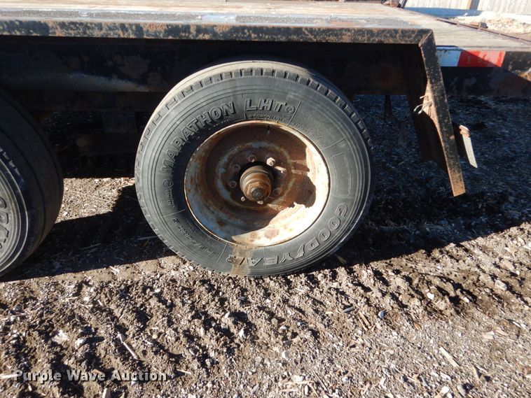 image for item HU9863 2006 Lane LT2020 tilt equipment trailer