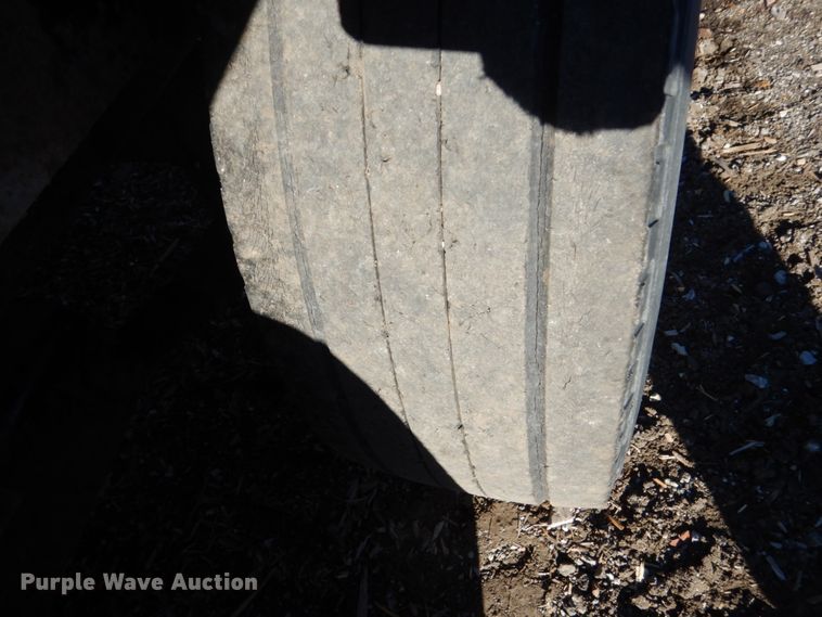 image for item HU9863 2006 Lane LT2020 tilt equipment trailer