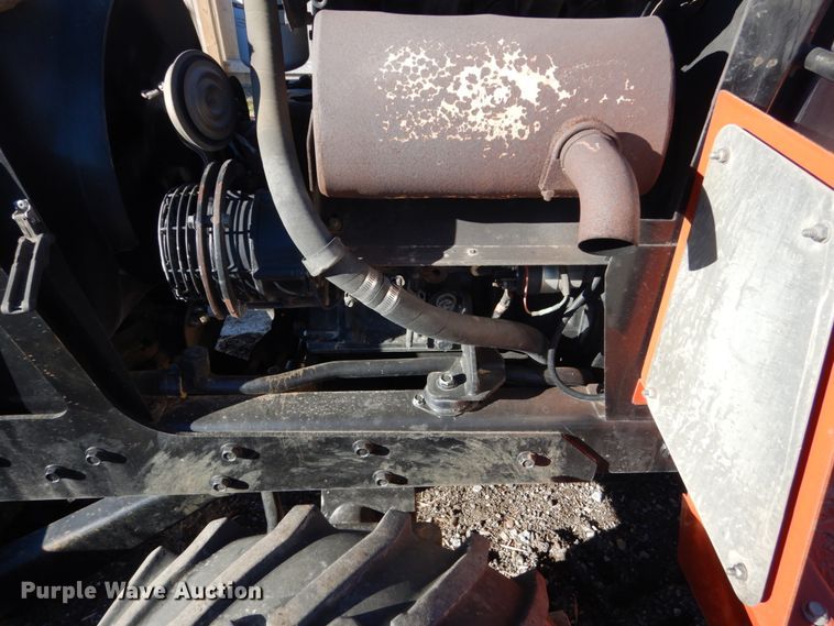 image for item HU9864 2004 Ditch Witch RT40  trencher