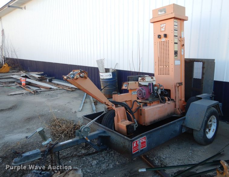 image for item HU9868 Allmand breaker