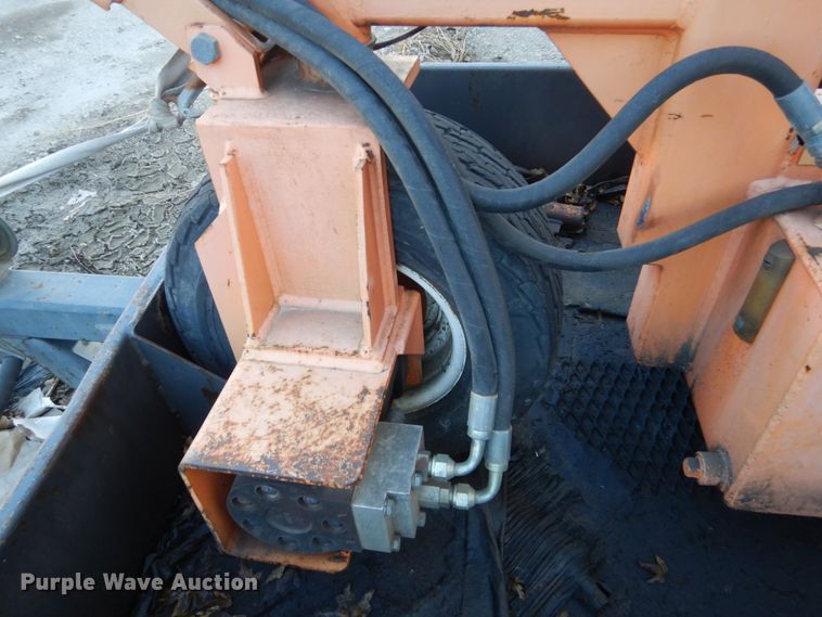 image for item HU9868 Allmand breaker