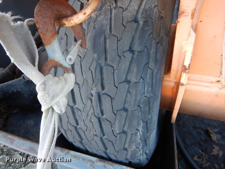 image for item HU9868 Allmand breaker