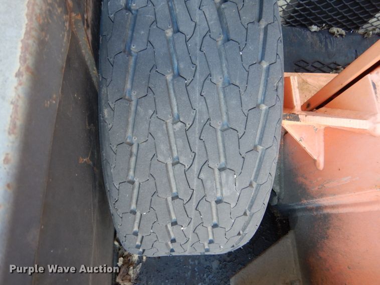 image for item HU9868 Allmand breaker