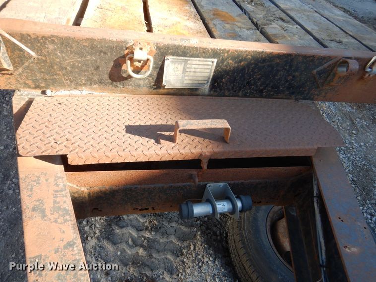 image for item HU9869 1989 Trail King TK18-2800 equipment trailer