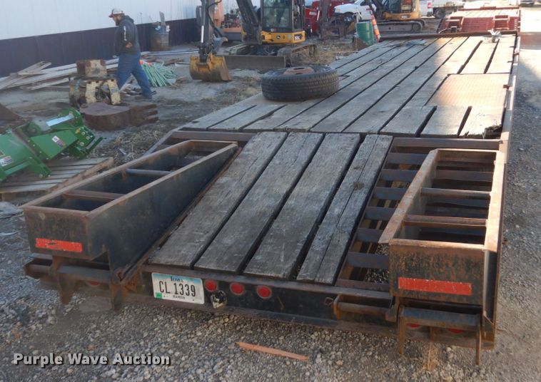 image for item HU9869 1989 Trail King TK18-2800 equipment trailer