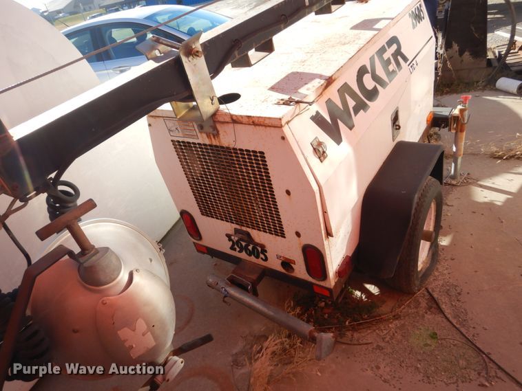 image for item HU9870 Wacker LTC4  light plant