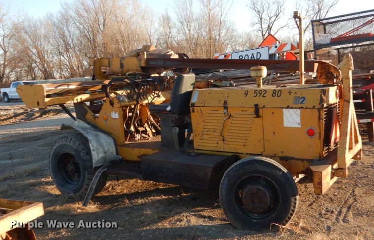 image for item HU9878 Arrow HJ1250473 breaker