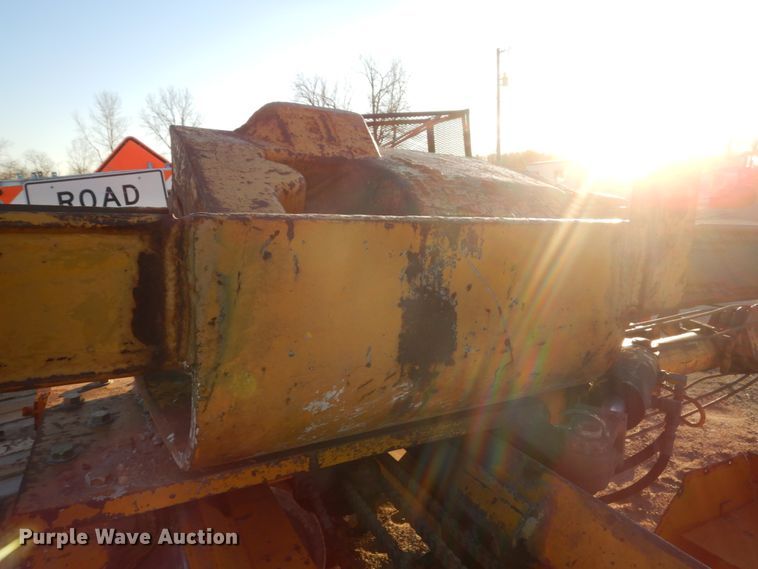 image for item HU9878 Arrow HJ1250473 breaker