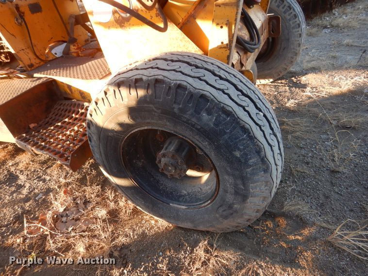 image for item HU9878 Arrow HJ1250473 breaker