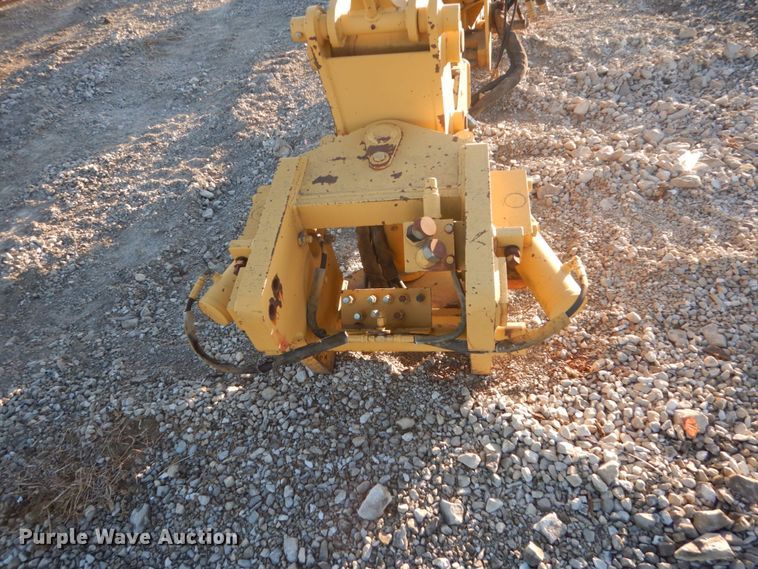 image for item HU9880 1996 Vermeer VP3650 vibratory cable plow