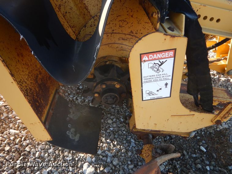 image for item HU9882 2004 Vermeer PT650 combination unit