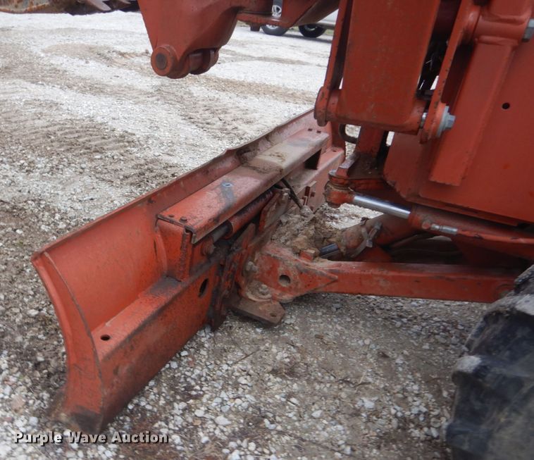 image for item HV9550 1996 Ditch Witch 5110  trencher
