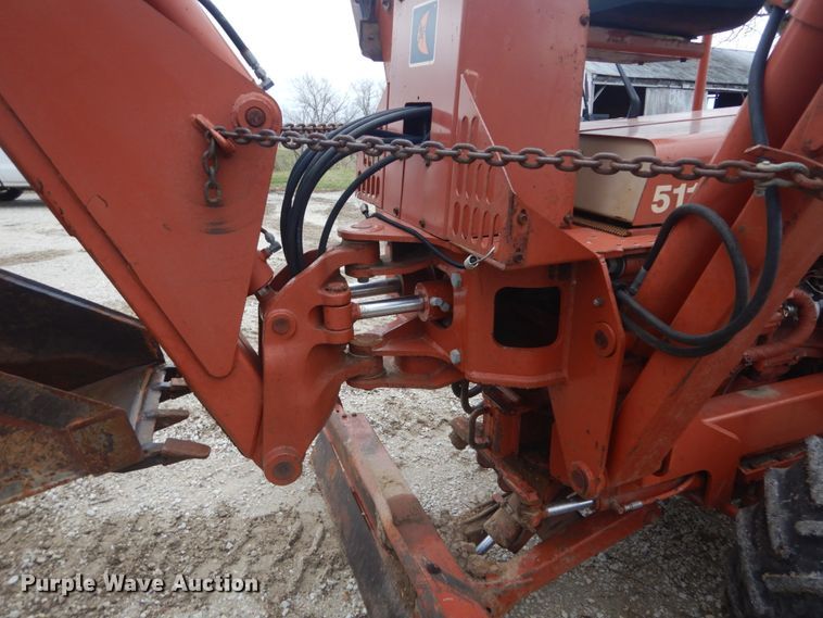 image for item HV9550 1996 Ditch Witch 5110  trencher