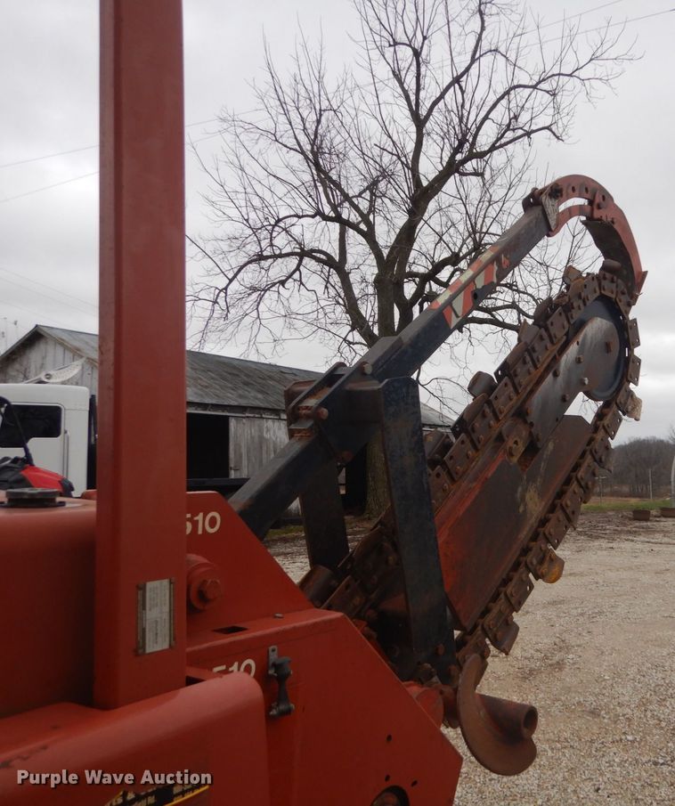 image for item HV9550 1996 Ditch Witch 5110  trencher