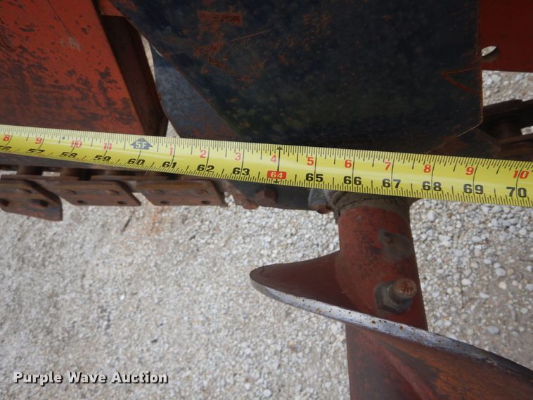 image for item HV9550 1996 Ditch Witch 5110  trencher