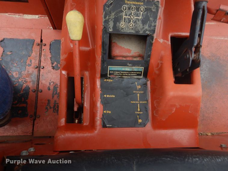 image for item HV9550 1996 Ditch Witch 5110  trencher