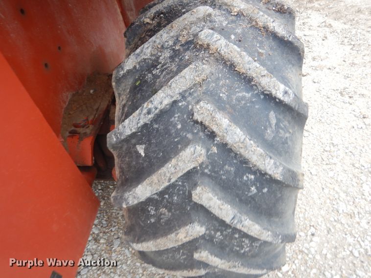 image for item HV9550 1996 Ditch Witch 5110  trencher