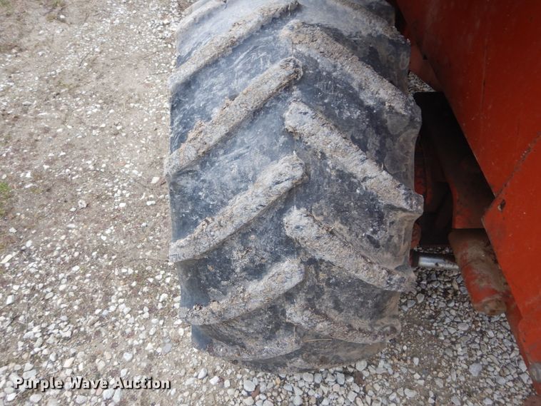 image for item HV9550 1996 Ditch Witch 5110  trencher