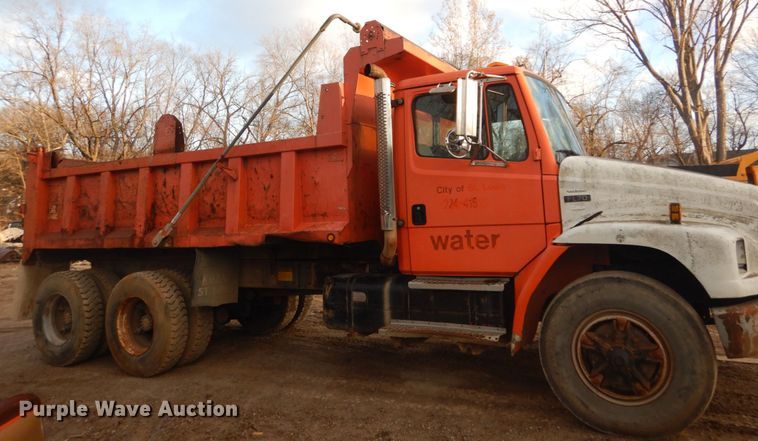 image for item HV9554 1997 Freightliner FL80  dump truck
