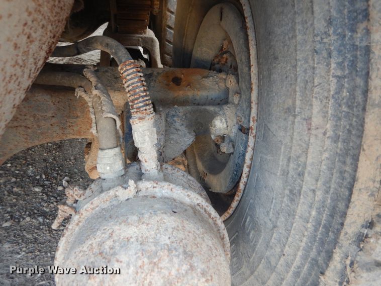 image for item HV9554 1997 Freightliner FL80  dump truck