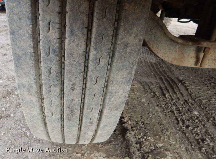 image for item HV9554 1997 Freightliner FL80  dump truck