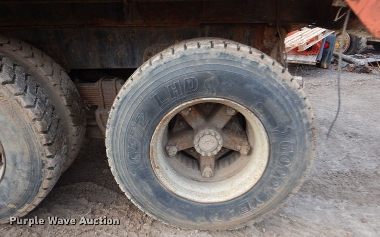 image for item HV9554 1997 Freightliner FL80  dump truck
