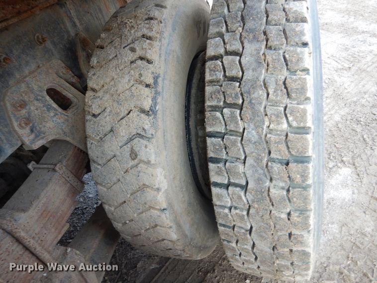 image for item HV9554 1997 Freightliner FL80  dump truck