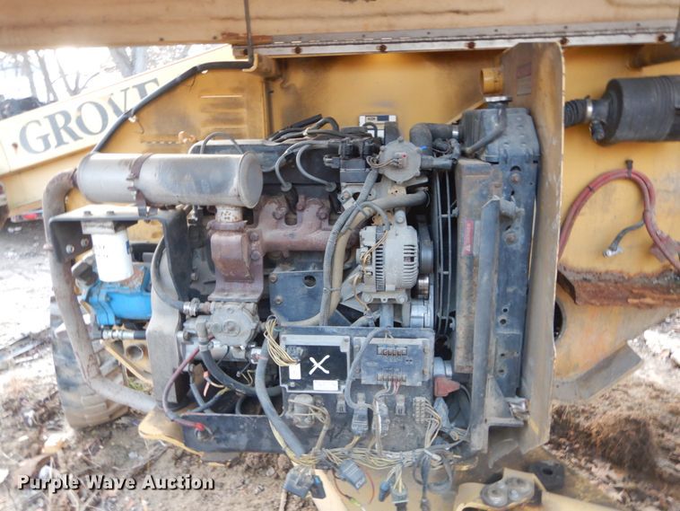 image for item HV9556 1998 Grove MZ46CXT  boom lift