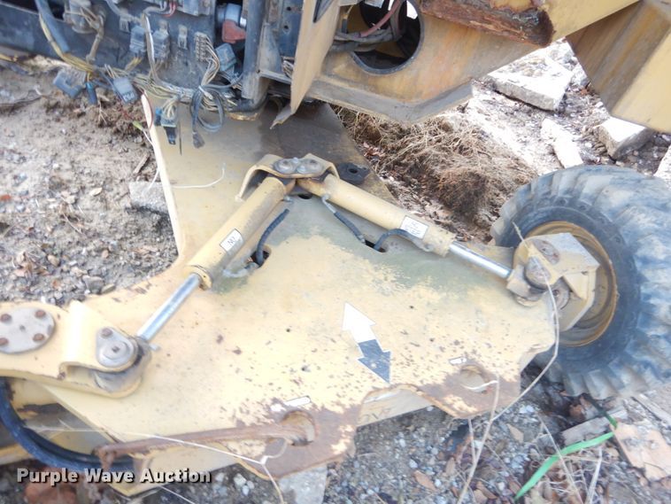 image for item HV9556 1998 Grove MZ46CXT  boom lift