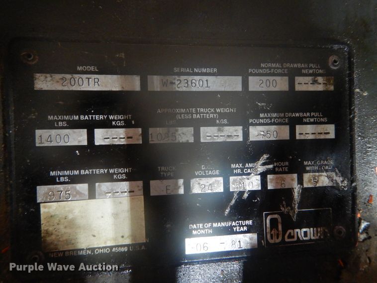 image for item HV9557 1981 Crown 200TR tow cart