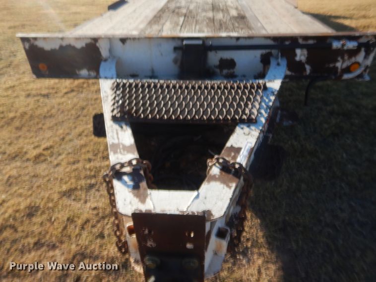 image for item HW9140 2001 Holden equipment trailer